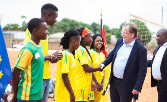 BFV Präsident Dr. Rainer Koch in Maputo / Albazine